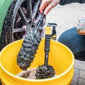 Meguiars Supreme Wheel Brush Medium Felgenbürste 35 cm lang